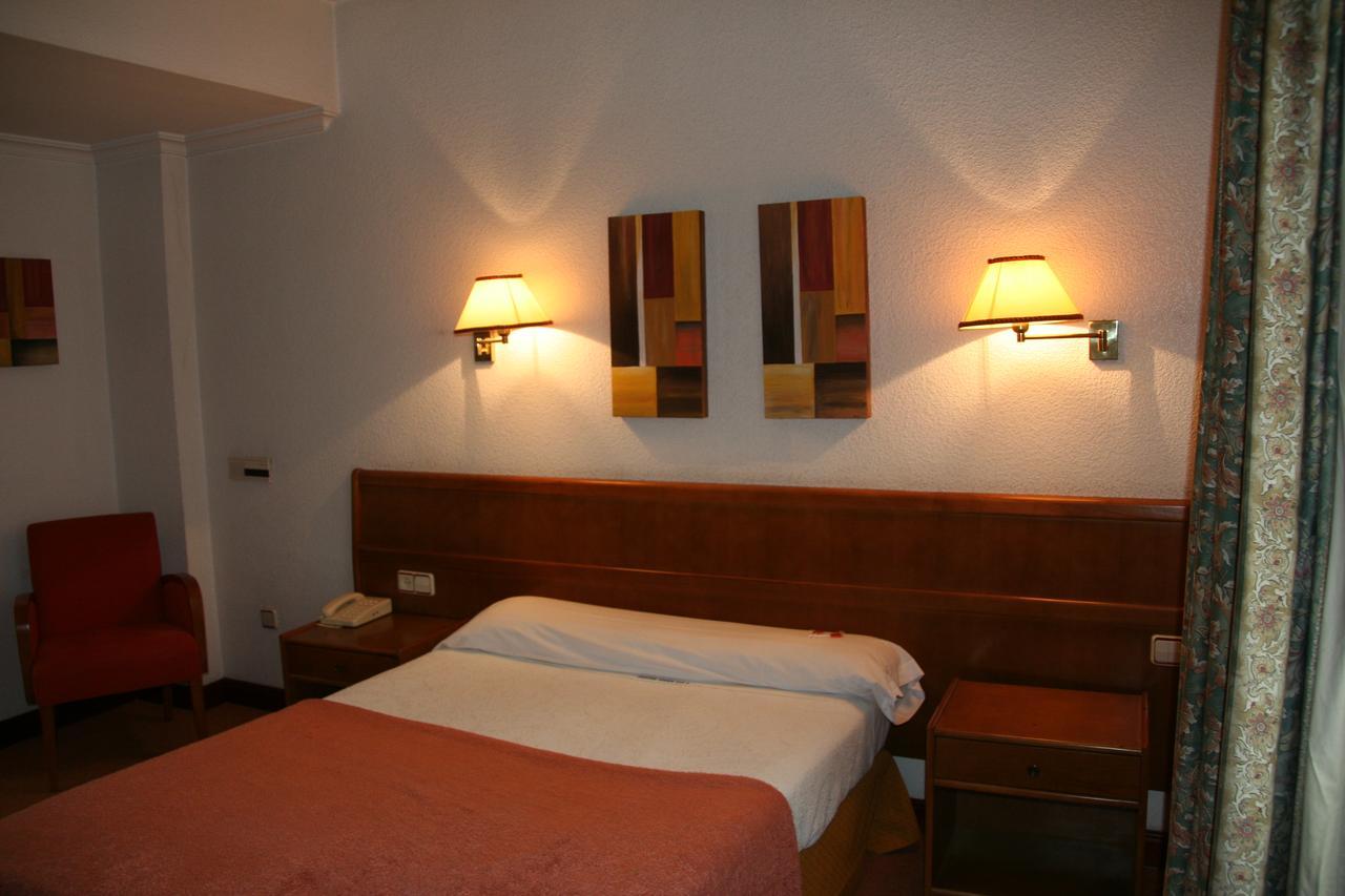 Hostal Gran Via 비고 외부 사진